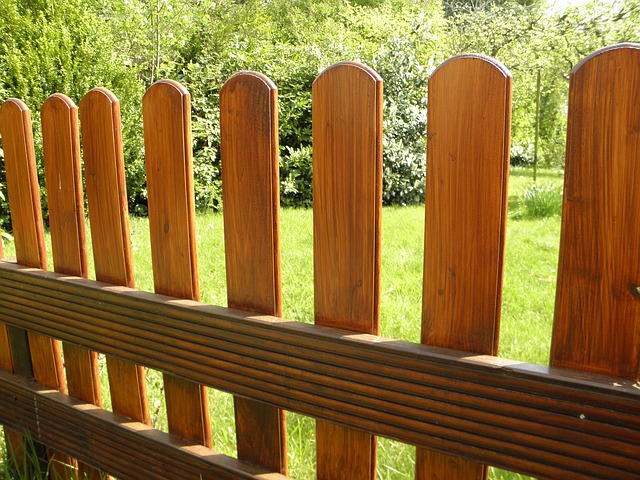 fence__1403643307